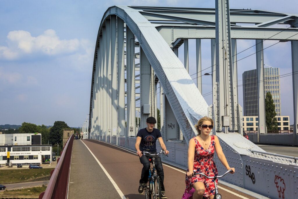 CycleSummit 2018 in Arnhem – cycling over the John Frost Bridge in Arnhem