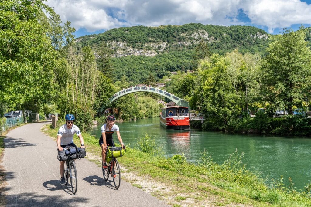 CycleSummit 2022 in Chambéry – cycling along the canal in Chanaz