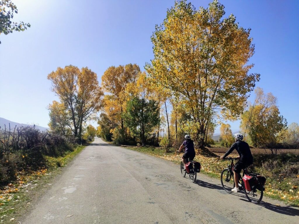 Zbulo! Albania & Beyond (Albania) – cycling travel impression
